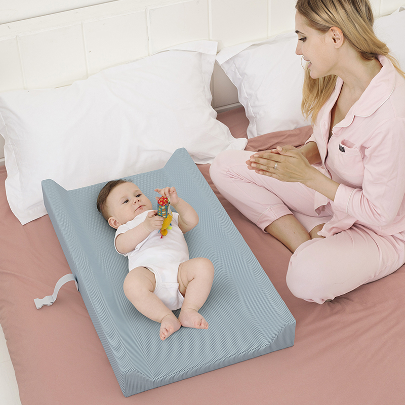 Alas Ganti Popok Bayi dengan T - Diaper Changing Mat ulasan dan harga